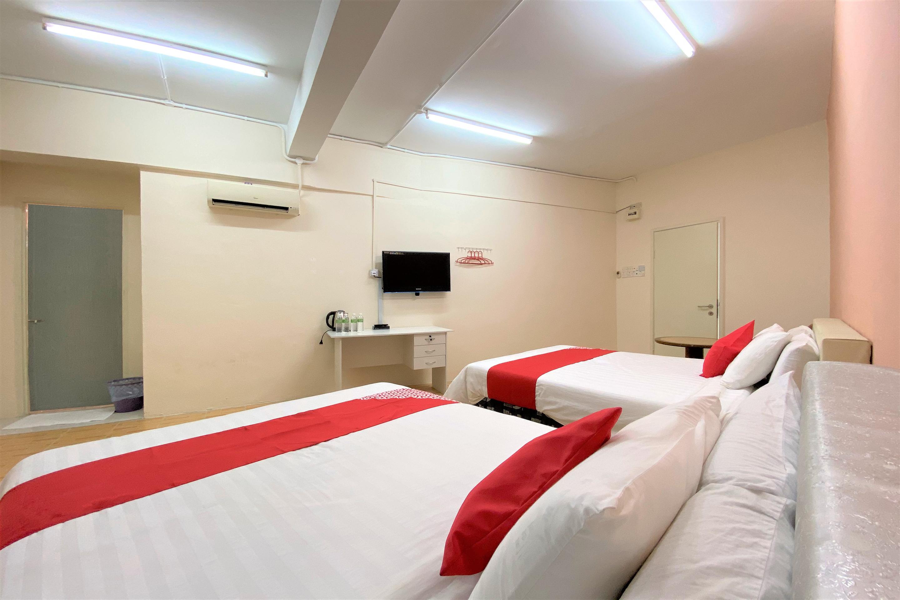 Oyo 89540 B Hotel Penang Bayan Lepas Εξωτερικό φωτογραφία